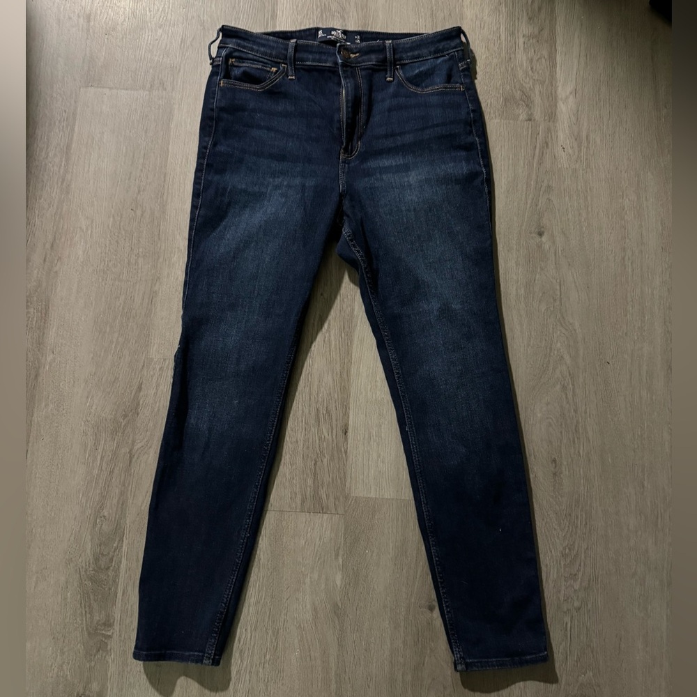 Hollister Women's Dark Blue Skinny Jeans